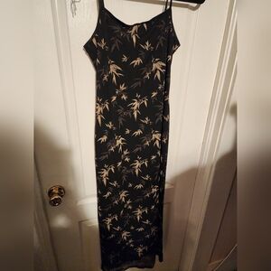 Genevieve Black Maxi Dress Size M